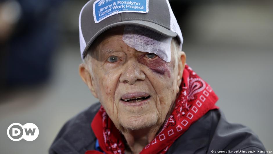 Jimmy Carter in hospital for brain procedure – DW – 11/12/2019